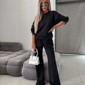 4 кольора.Костюми жіночі,швидкий збір,супер ціна